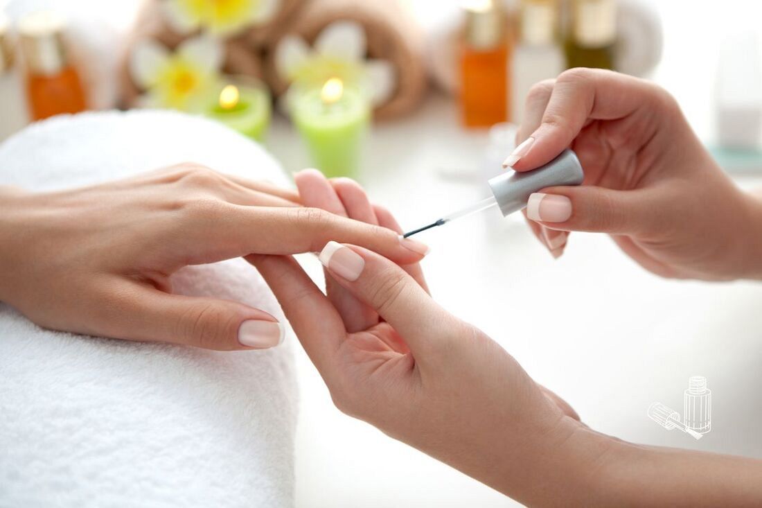 Preparaty do hybrydowego manicure 