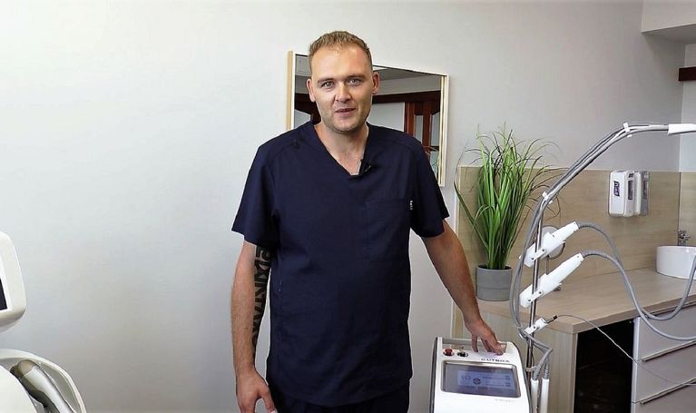 Dr Paweł Kubik